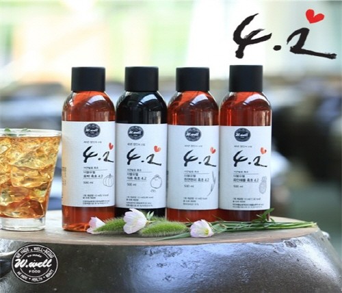 유기산과 아미노산이 풍부한 흑초, ‘더블유웰 자연발효 흑초 4.2’에서 선보여