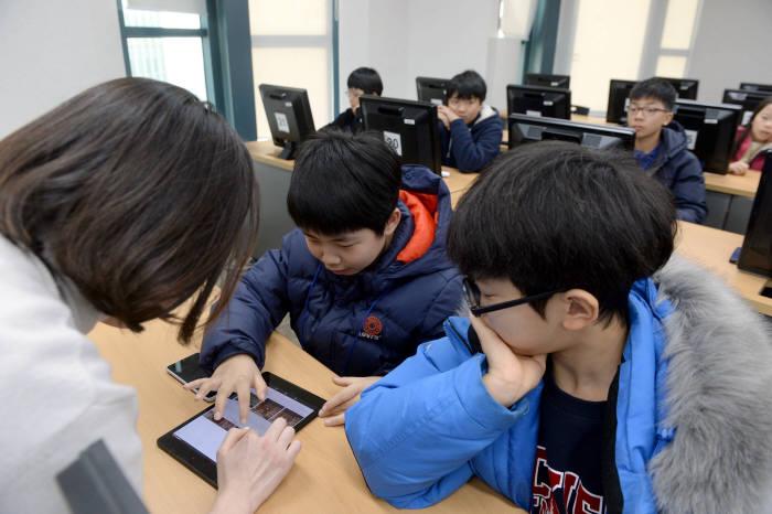 [사진·영상으로 본다]제2회 드림업 SW교육