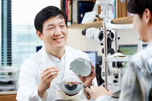 라식, 라섹을 대신하는 초고도근시를 위한 시력교정술, EVO+아쿠아 ICL