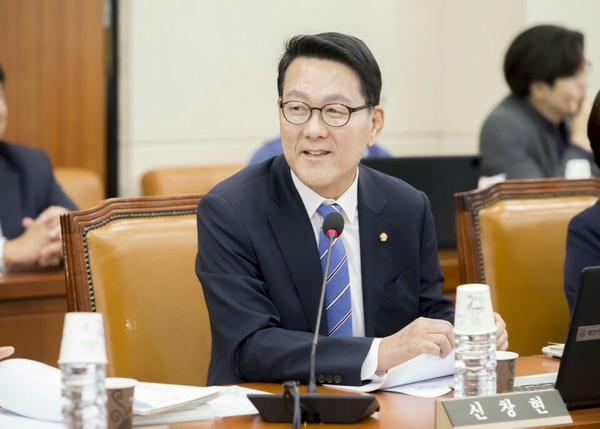 더불어민주당 신창현 국회의원