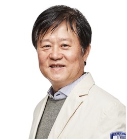 김동욱 혈액병원장