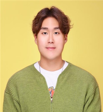 박현준 작가.