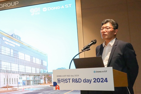 박재홍 동아에스티 R&D총괄 사장이 14일 열린 'R&D day 2024’ 행사에 참석해 말하고 있다. 사진/동아에스티