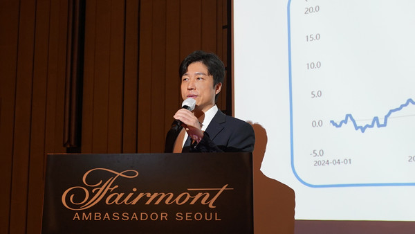 서재영 한국투자신탁운용 솔루션운용부 수석이 퇴직연금 세미나에서 주제 발표를 하고 있다. 사진/한국투자신탁운용