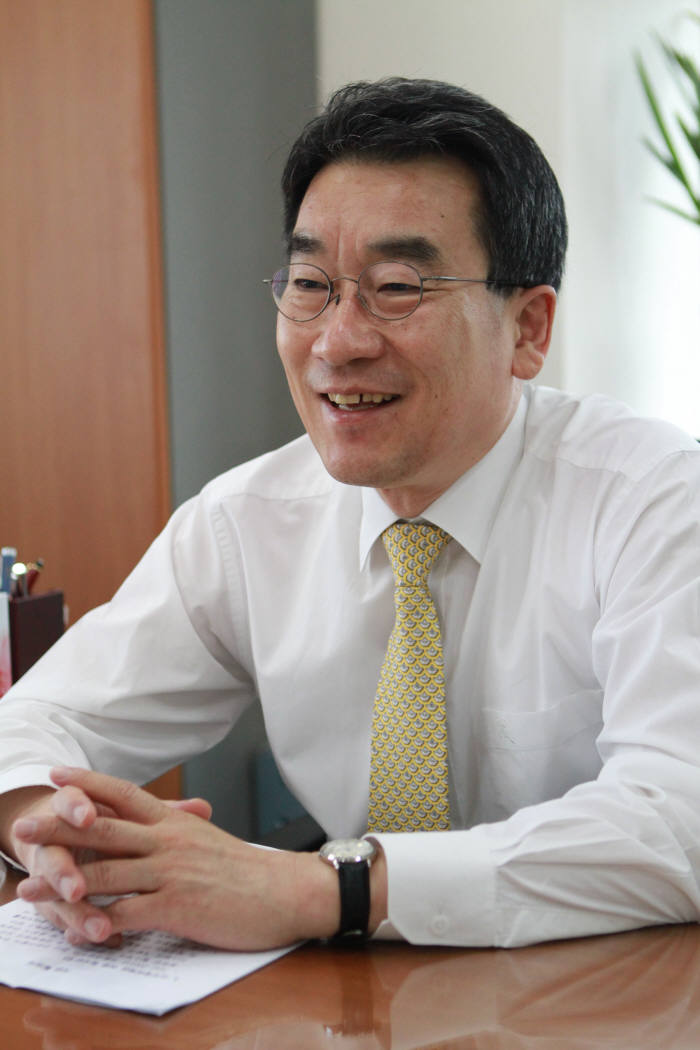 [人사이트]위원량 이지케어텍 대표 