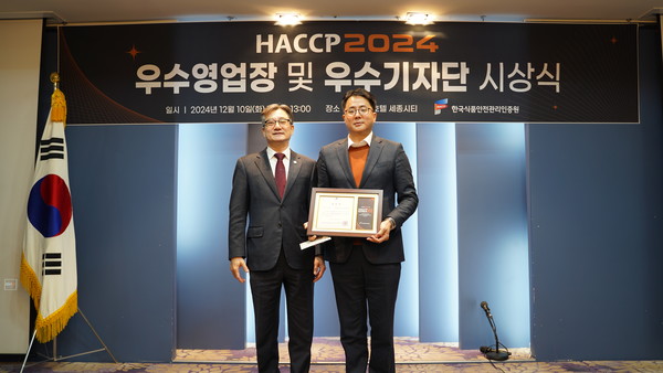 대원헬스케어 배문형 대표(오른쪽). 사진/대원헬스케어