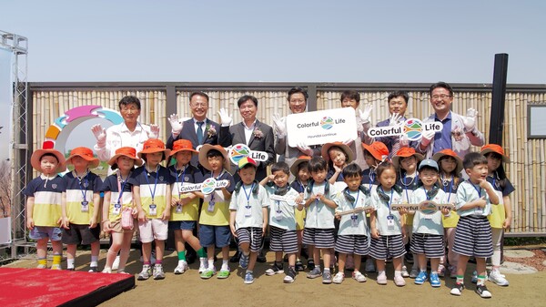 현대자동차-아산시-한국환경보전원은 18일(수) 충남 아산시 선장면에서 현대차 GPO 김일범 부사장, 현대차 정상익 안전기획사업부장, 아산시 조일교 부시장, 한국환경보전원 신진수 원장 등 사업 관계자와 지역 주민 100여명이 참석한 가운데 ‘민관협력 자연환경복원 및 생물다양성 증진사업’을 위한 생태공원(Colorful Life ECO Park) 준공식을 개최했다.